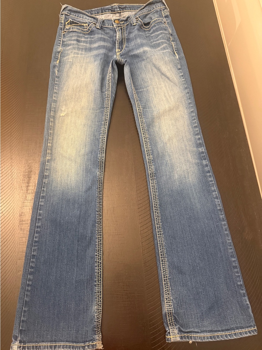 Ariat Medium Wash Bootcut Jeans Subtle Fading Y2K Low Rise Stitched Hem Sz 30L